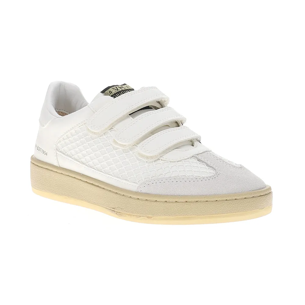 Ease Slip On Sneakers