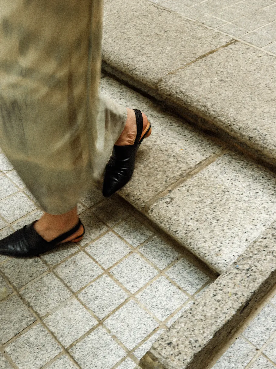 Pointed Wooden Heel Slingback